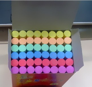 航天  高档无尘彩色粉笔 优质环保学校用 50支/盒